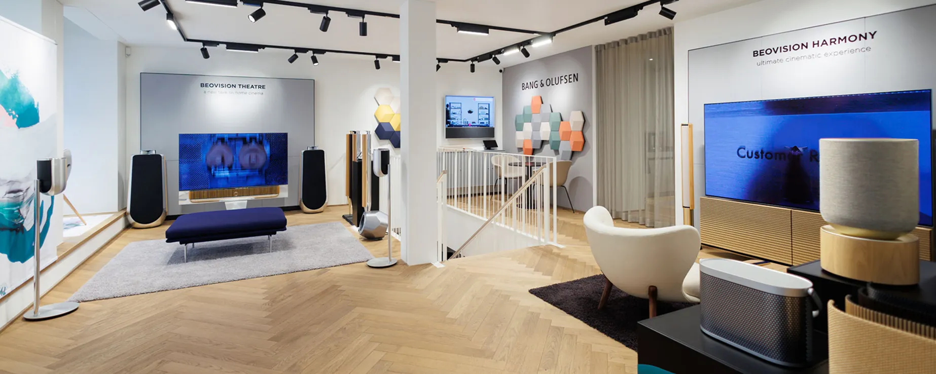 Bang-Olufsen-St.Gallen-Showroom-innen-Häberli-TV